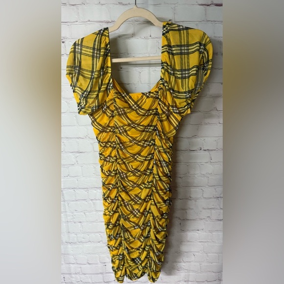 Madden NYC Junior's Ruched Dress with Puff Sleeves - Picture 2 of 4